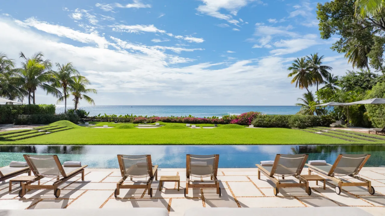 The best place to stay in Barbados: Godings Beach House in St. Peters.